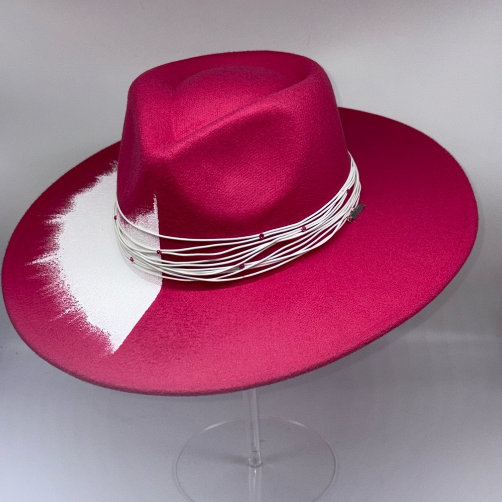Chic Fuchsia and White Women's Hat